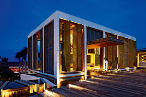 Long_Beach-lobby_1400x933_72_RGB-3